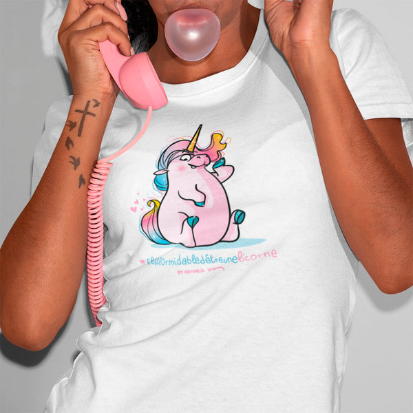 #cestformidabledetreunelicorne, by Nathalie Jomard - T-shirt unisexe en coton biologique